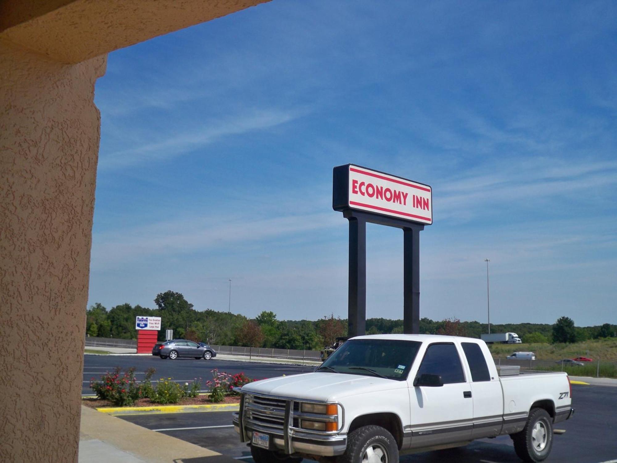 Economy Inn Wentzville Eksteriør billede